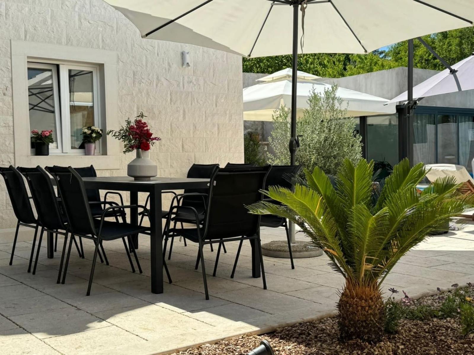 Villa Tm With Private Heated Pool, Poolhouse & Private Garage Milna  Buitenkant foto